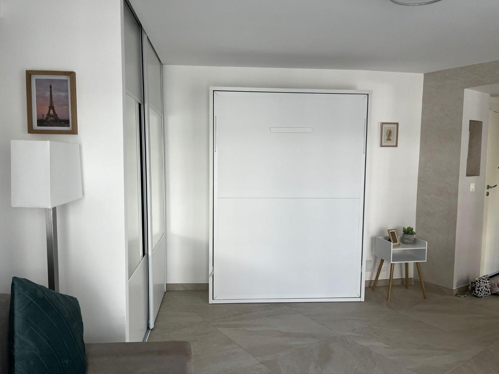 Charmant Studio - Centre Ville De Канны Экстерьер фото