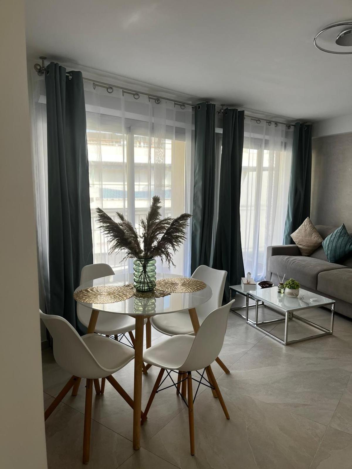 Charmant Studio - Centre Ville De Канны Экстерьер фото